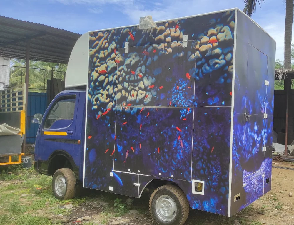 Fast Food Truck, Petrol