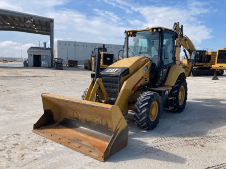 2021 CATERPILLAR 420