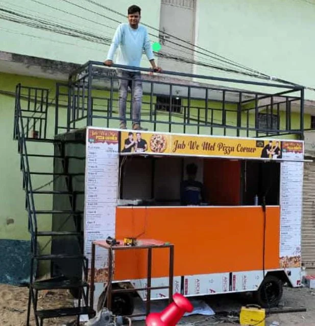 DC Double Decker Food Truck, For Commercial, Diesel